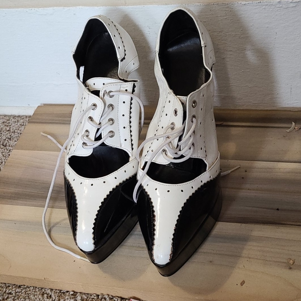 Bizarre roaring 20 heels - Picture 4 of 7